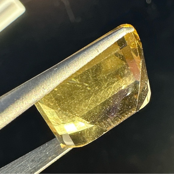 18.08 Crt Natural Lemon Quartz Faceted Gemstone - Picture 10 of 17